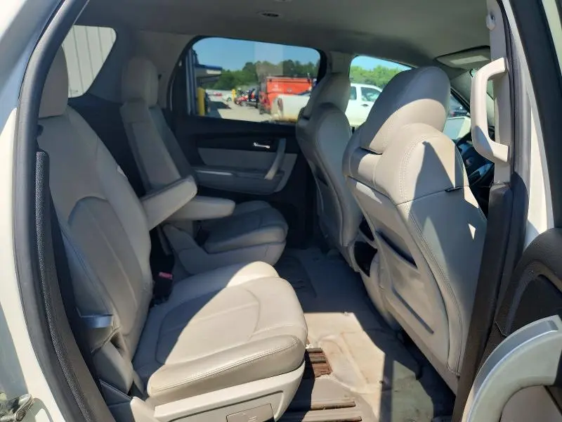 2011 GMC ACADIA SLT-1  