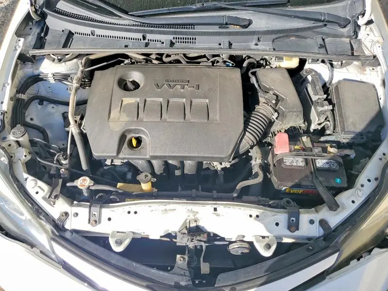 2017 TOYOTA COROLLA SE  