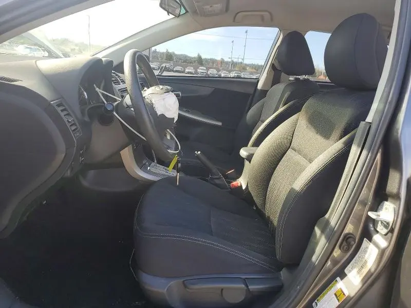 2013 TOYOTA COROLLA S  