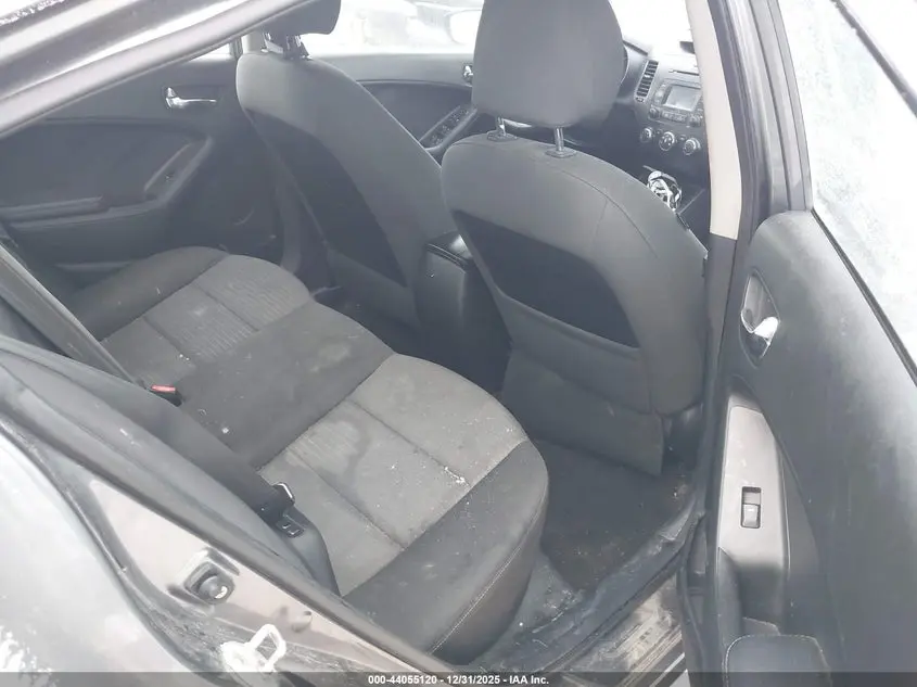 2016 KIA FORTE LX