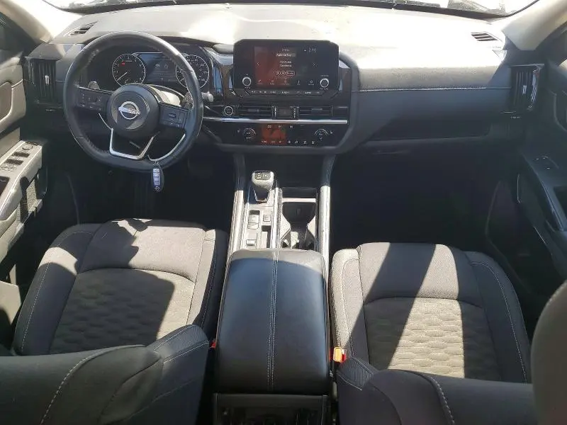 2023 NISSAN PATHFINDER SV  