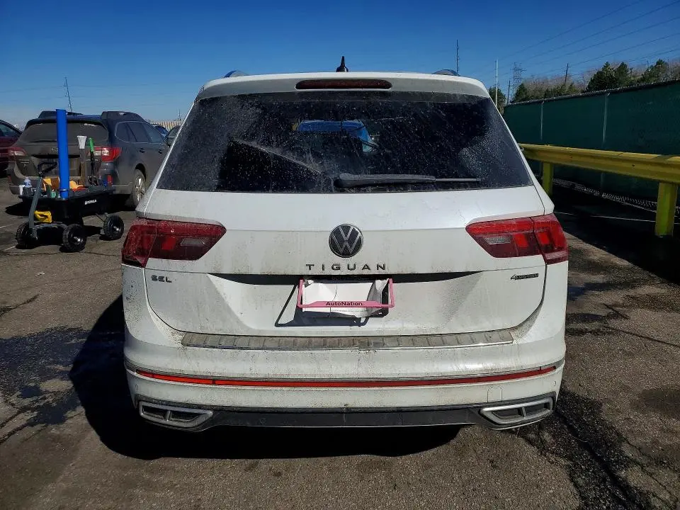 2022 VOLKSWAGEN TIGUAN SEL R-LINE  