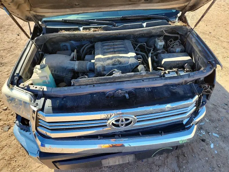 2016 TOYOTA TUNDRA SR5  