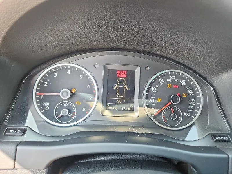 2016 VOLKSWAGEN TIGUAN S  