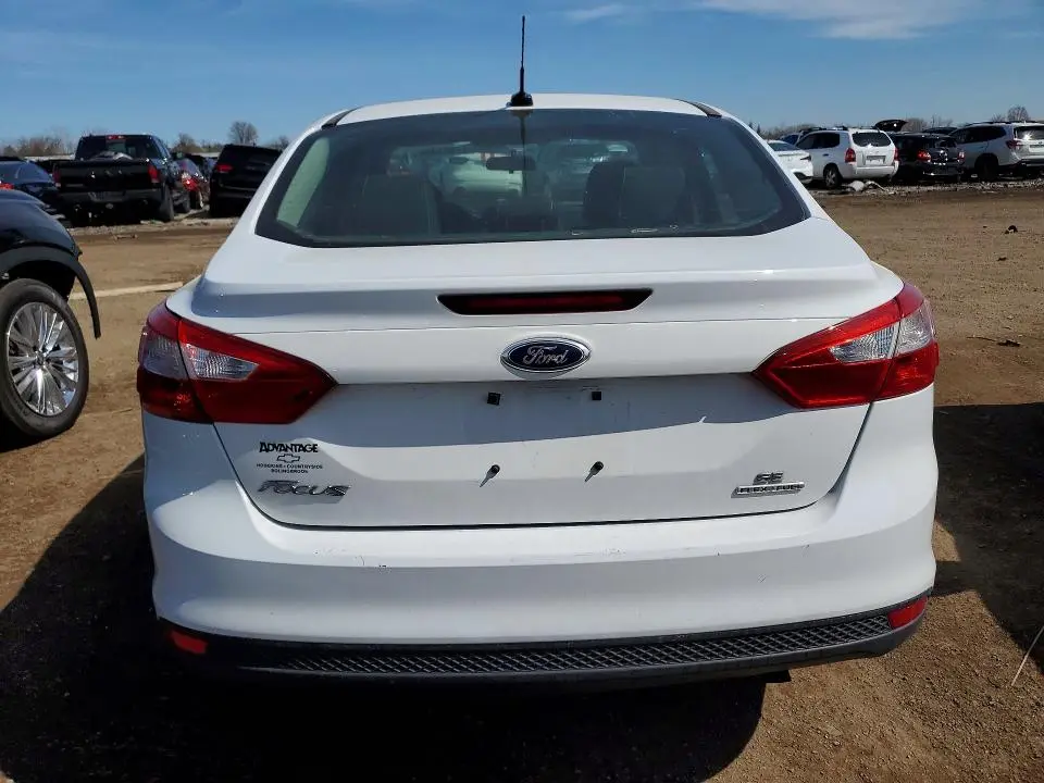 2013 FORD FOCUS SE  