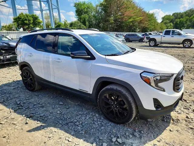 2021 GMC TERRAIN SLT  