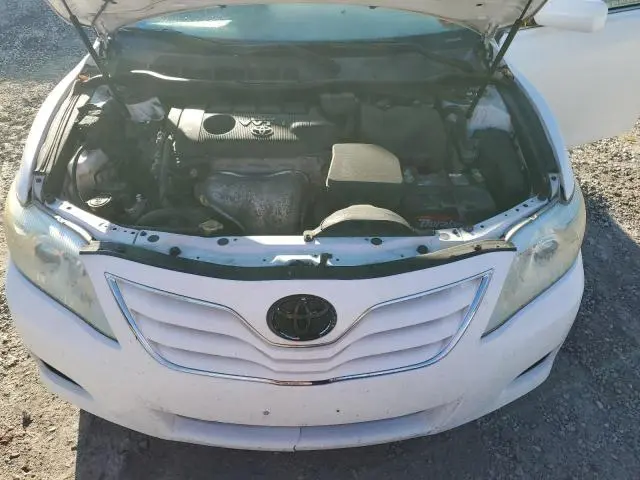 2010 TOYOTA CAMRY BASE  