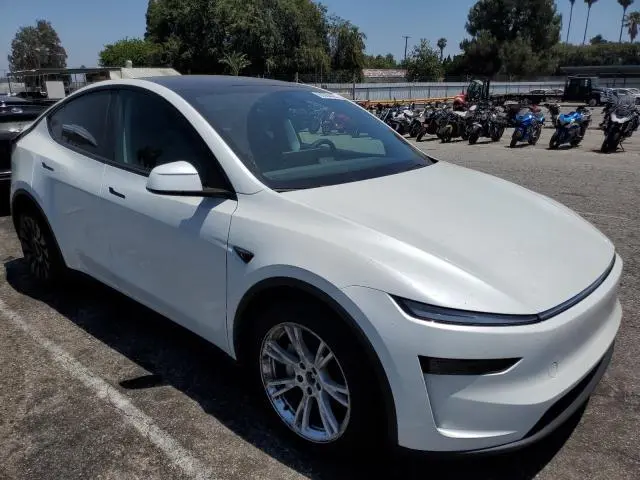 2026 TESLA MODEL Y   