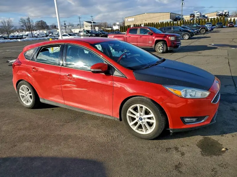 2016 FORD FOCUS SE  