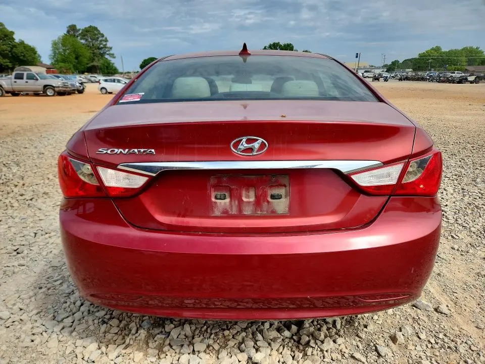 2011 HYUNDAI SONATA GLS  