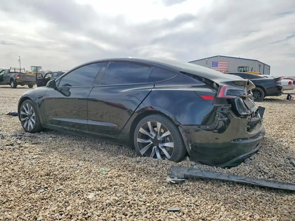 2024 TESLA MODEL 3   