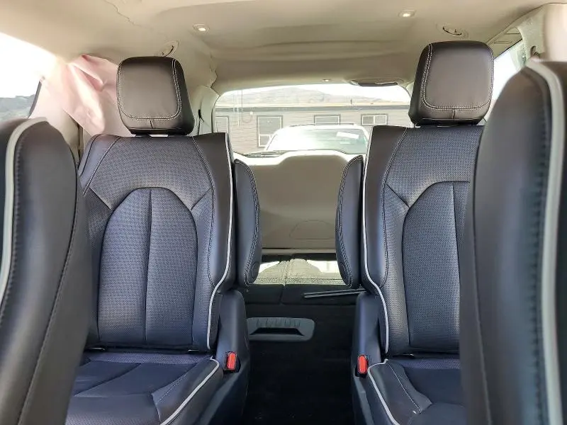 2023 CHRYSLER PACIFICA HYBRID PINNACLE  