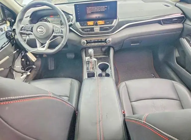 2024 NISSAN ALTIMA SR  