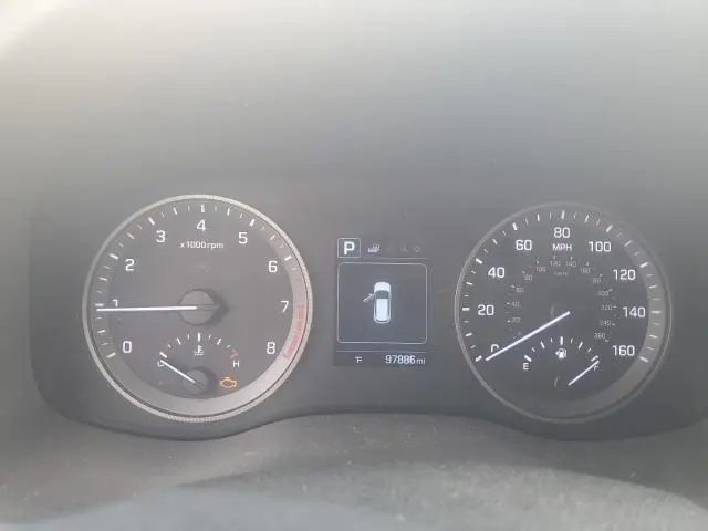 2017 HYUNDAI TUCSON SE  