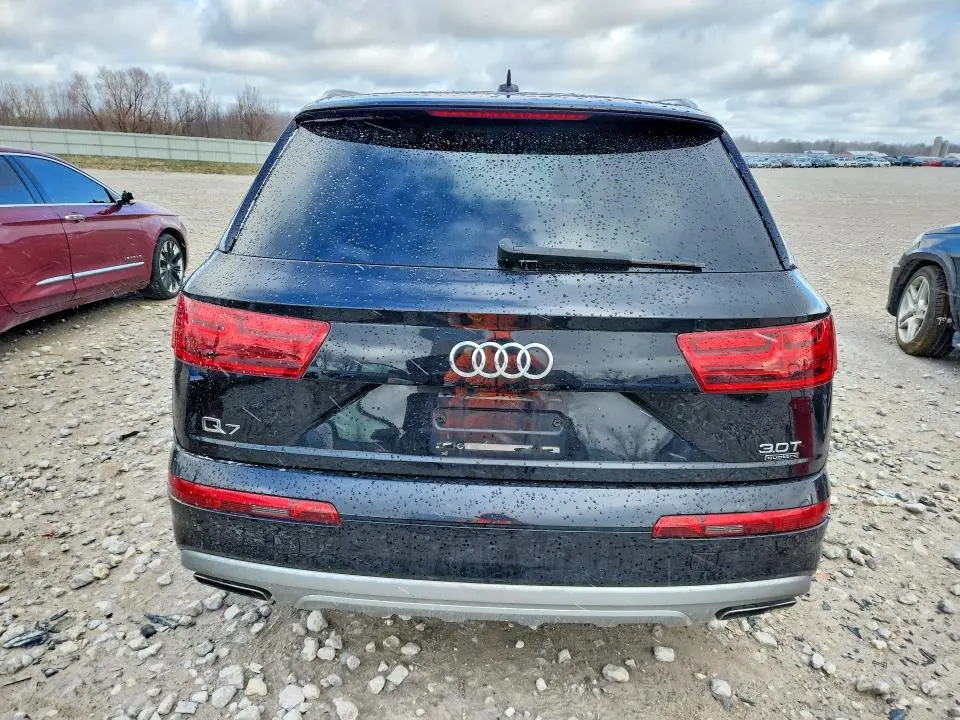2017 AUDI Q7 PRESTIGE  
