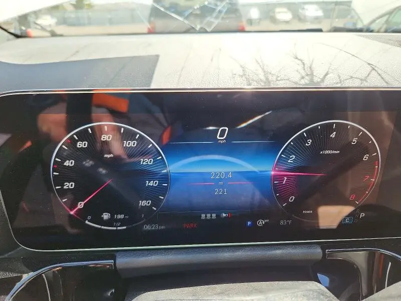 2025 MERCEDES-BENZ GLA 250 4MATIC  