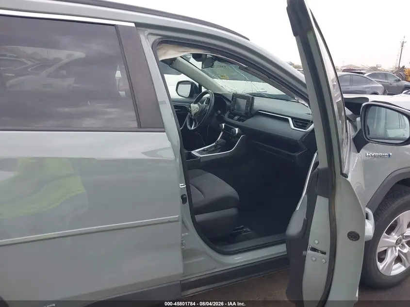 2021 TOYOTA RAV4 HYBRID XLE