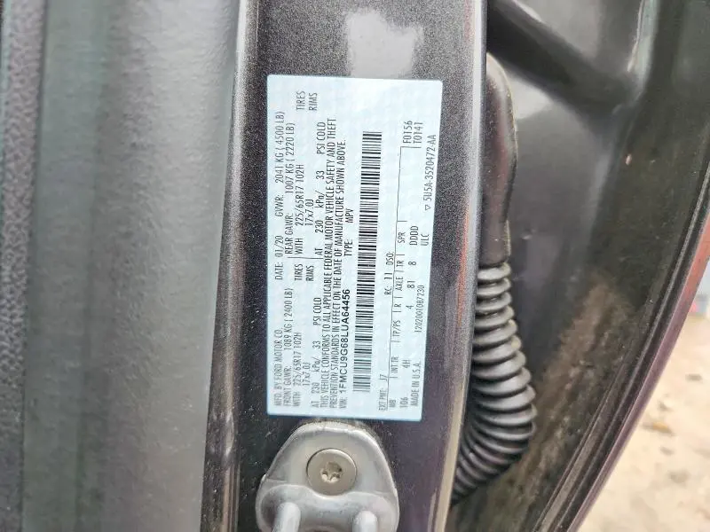 2020 FORD ESCAPE SE  