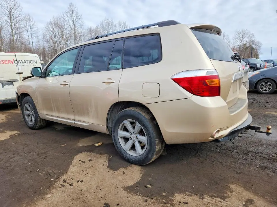2010 TOYOTA HIGHLANDER SE  