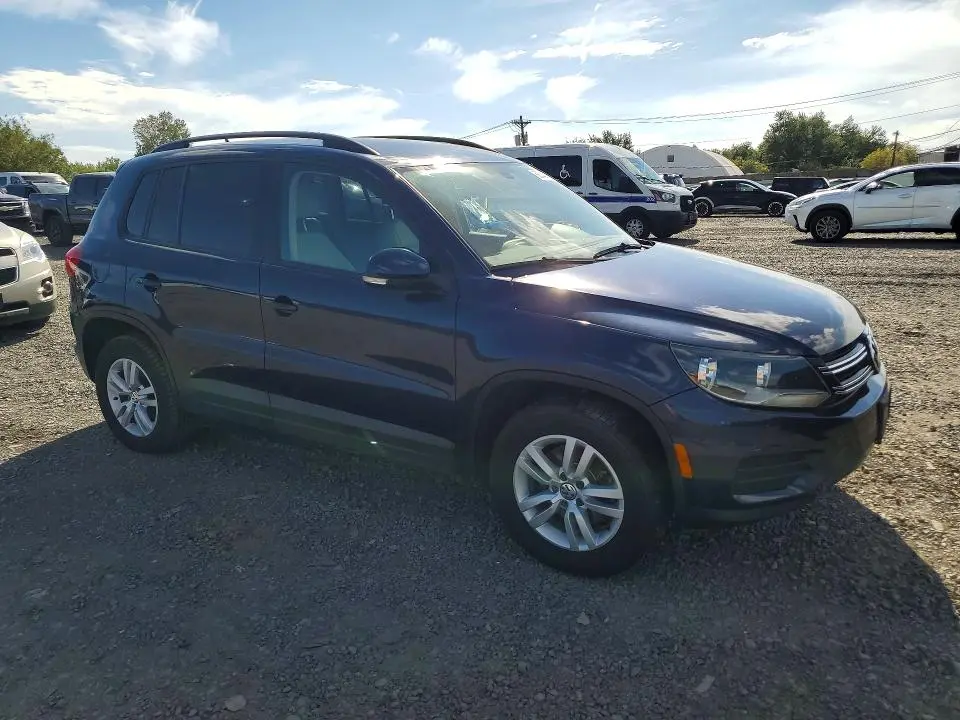 2016 VOLKSWAGEN TIGUAN S  