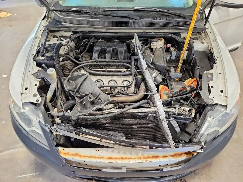 2010 FORD TAURUS SEL  