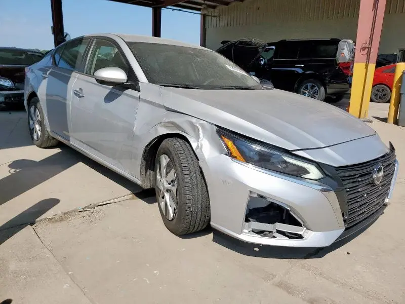 2023 NISSAN ALTIMA S  