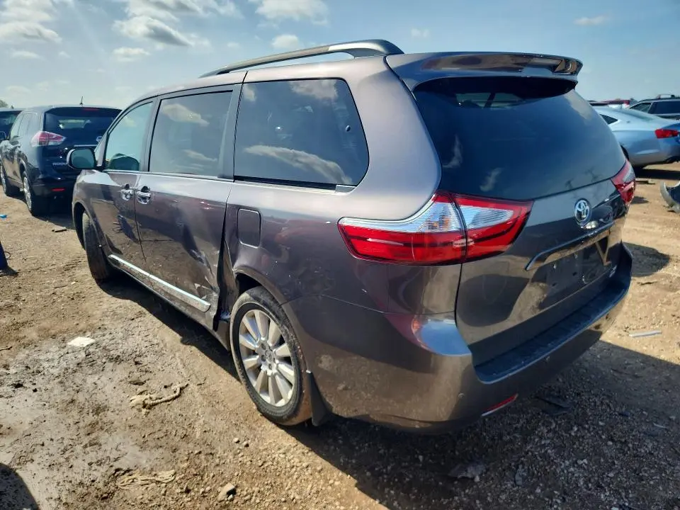 2015 TOYOTA SIENNA   