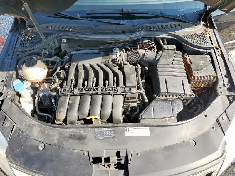 2010 VOLKSWAGEN CC VR6 4MOTION  