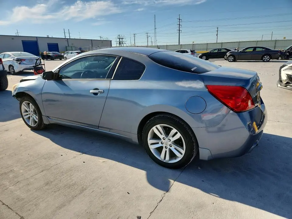 2010 NISSAN ALTIMA S  