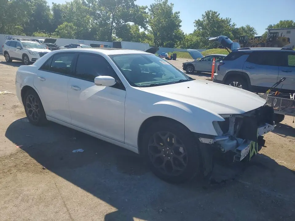 2018 CHRYSLER 300 S  