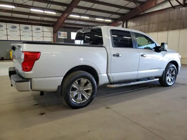 2018 NISSAN TITAN SV  