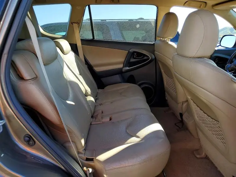 2011 TOYOTA RAV4 LIMITED  