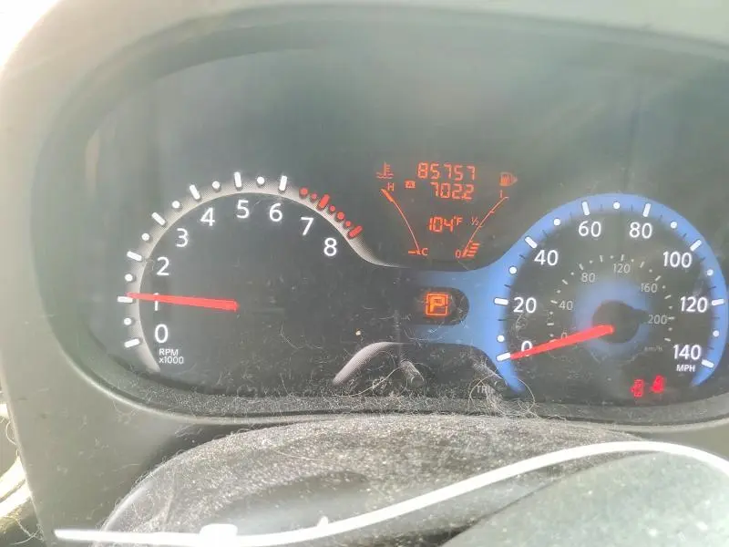 2011 NISSAN CUBE 1.8  