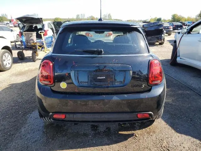 2023 MINI COOPER SE  