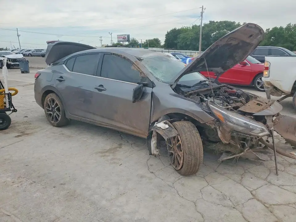 2024 NISSAN SENTRA SR  