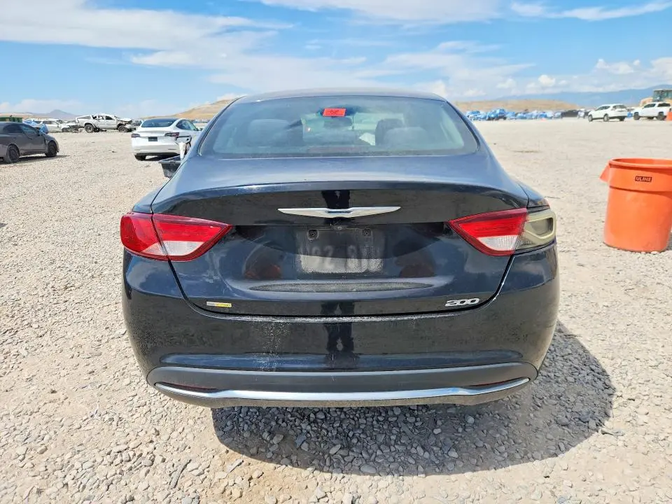 2016 CHRYSLER 200 LIMITED  