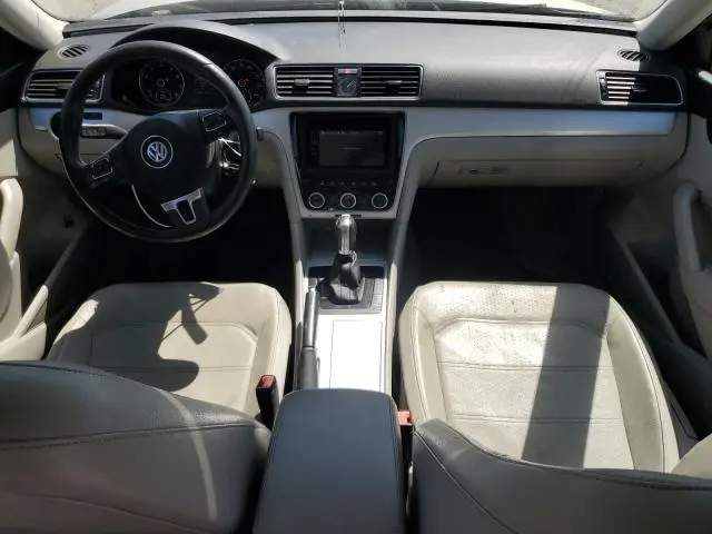 2012 VOLKSWAGEN PASSAT SE  
