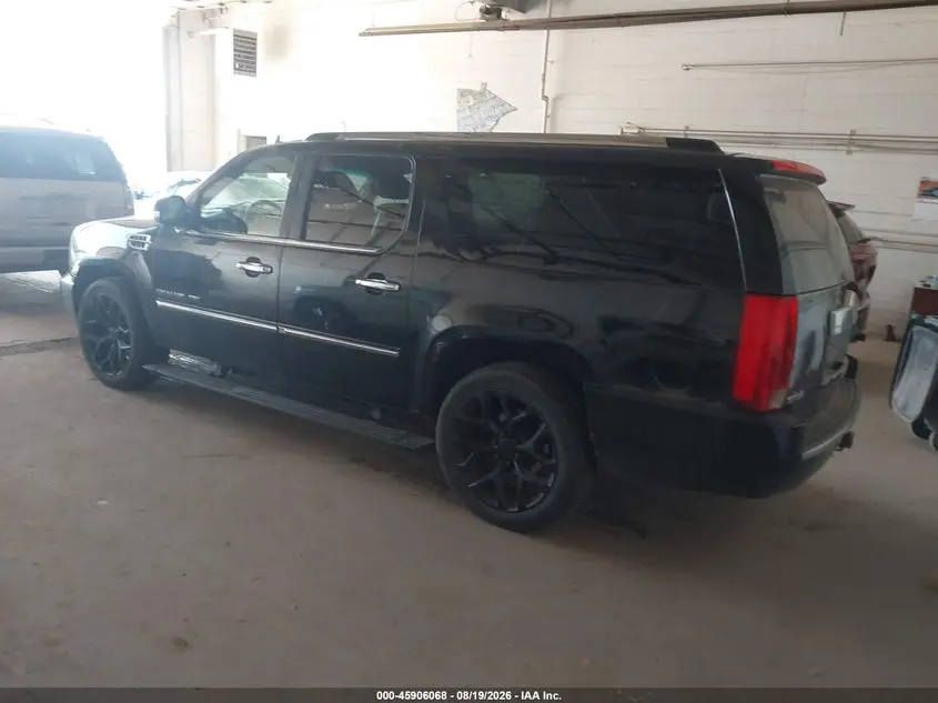 2011 CADILLAC ESCALADE ESV PREMIUM