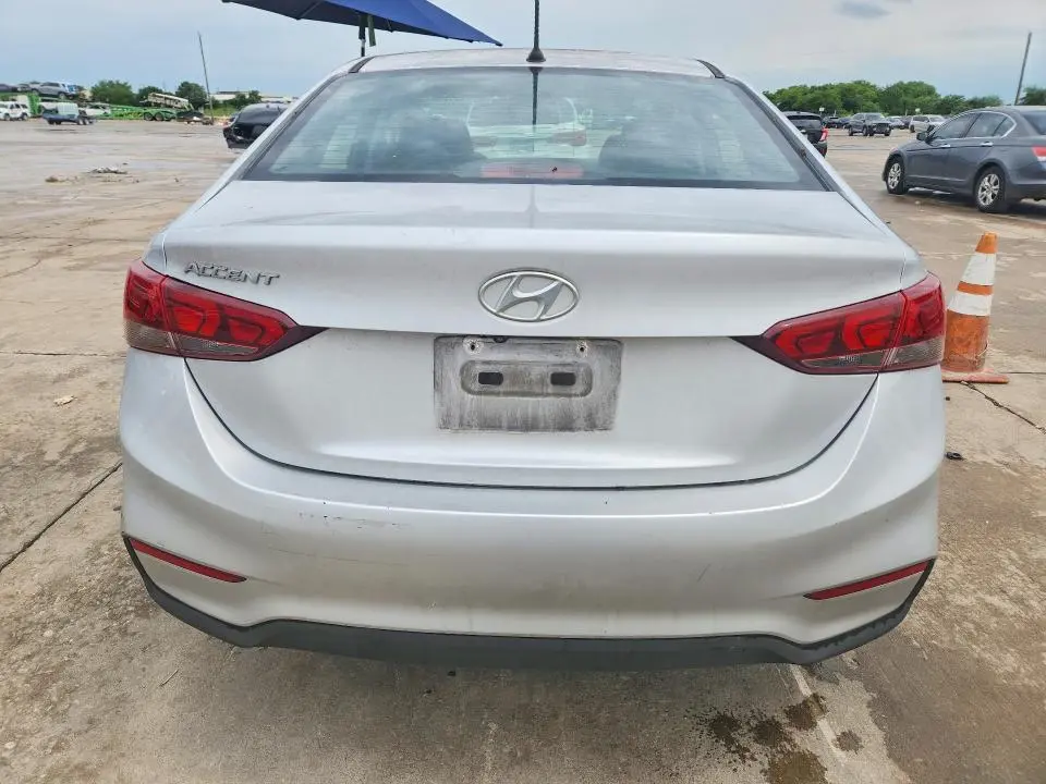 2020 HYUNDAI ACCENT SE  