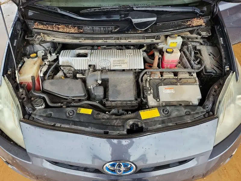 2011 TOYOTA PRIUS TWO  