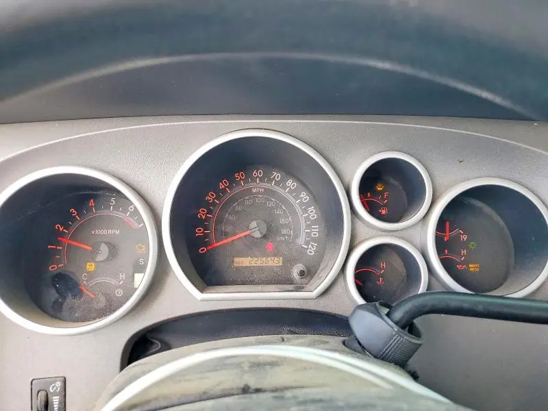 2011 TOYOTA TUNDRA DOUBLE CAB SR5  