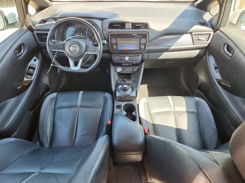 2018 NISSAN LEAF SL  