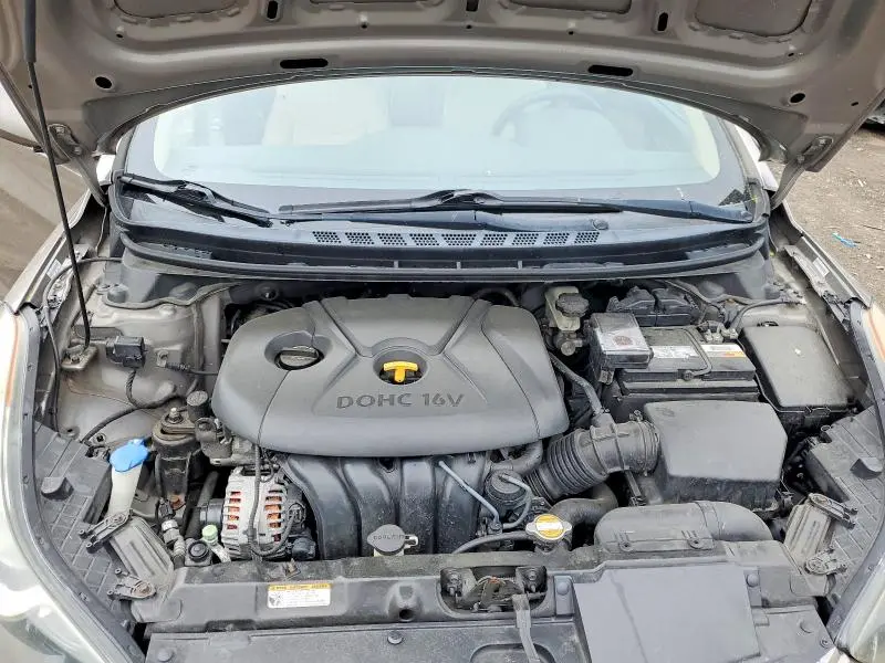 2011 HYUNDAI ELANTRA   