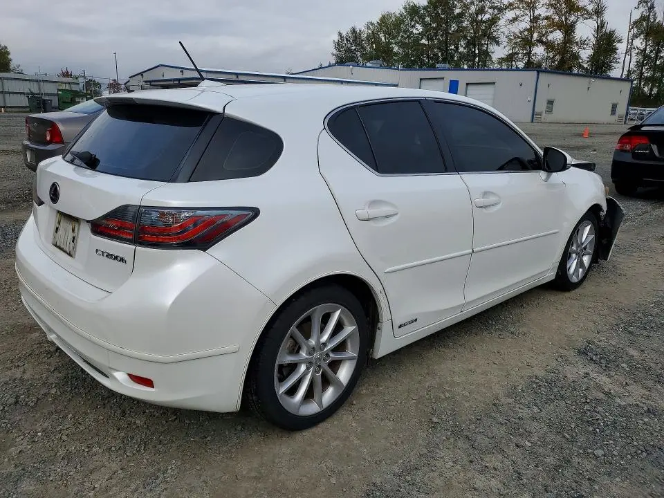 2011 LEXUS CT 200  