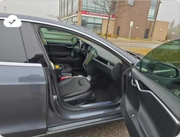 2015 TESLA MODEL S   