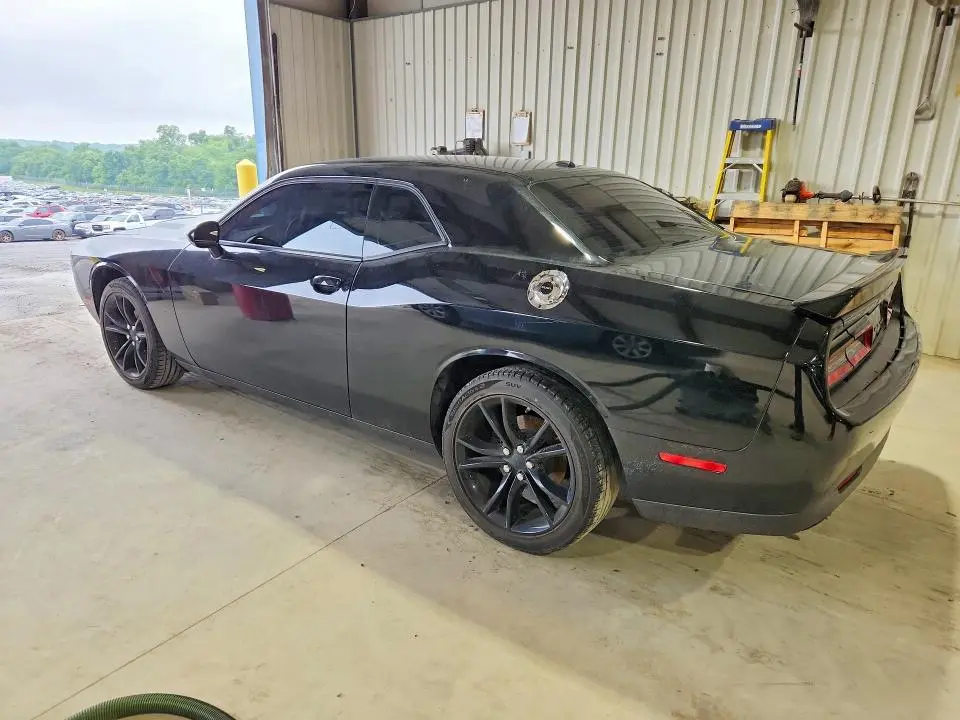 2020 DODGE CHALLENGER SXT  
