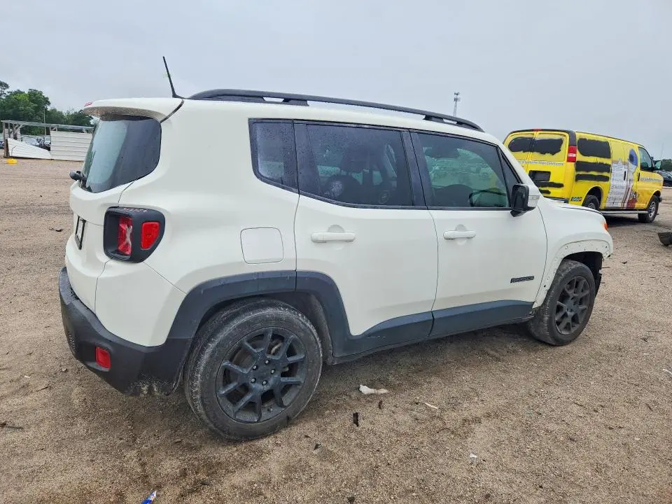 2020 JEEP RENEGADE LATITUDE  