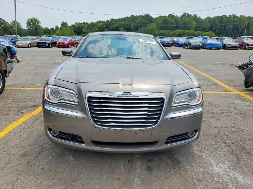 2014 CHRY 300   