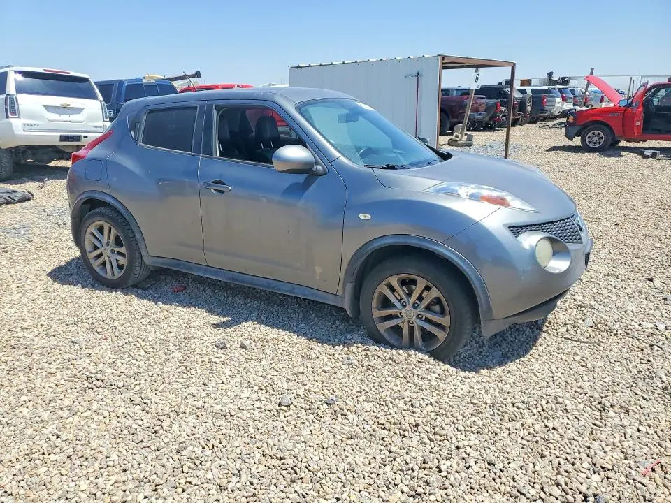 2013 NISSAN JUKE   