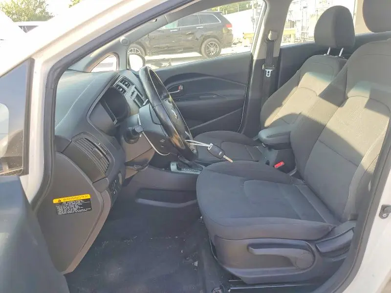 2015 KIA RIO EX  